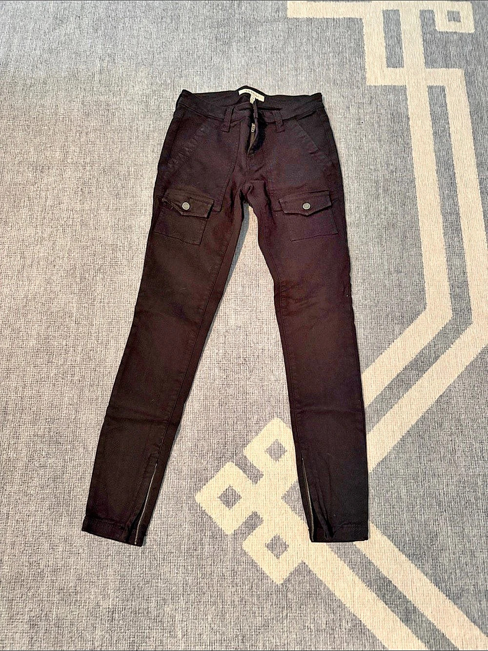 Joie Black Skinny Cargo Pants Like New